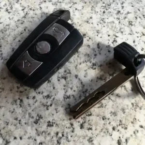 Cheie completa originala BMW E90,E87,E60 Ofertă