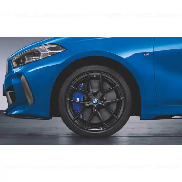 Set roți complete de vară - M Performance Y-Spoke 554M (forged) cu anvelopa Pirelli P-Zero - 225/40R18 92Y XL - BMW Seria 1/2 F40/F44 - Jante forjate Calitate înaltă