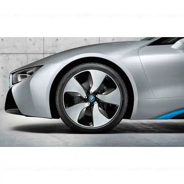 Reducere Roată completă de iarnă - Turbine Spoke 444 (bright turned, burnished, forged) cu anvelopa Bridgestone Blizzak LM-32 - 215/45R20 95V XL - BMW i8 - dreapta - Jante forjate